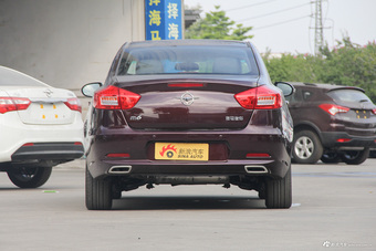 2017款海马M6 1.6L手动运动智能型