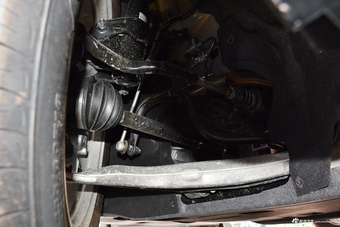 2017款大捷龙3.6L自动尊享版