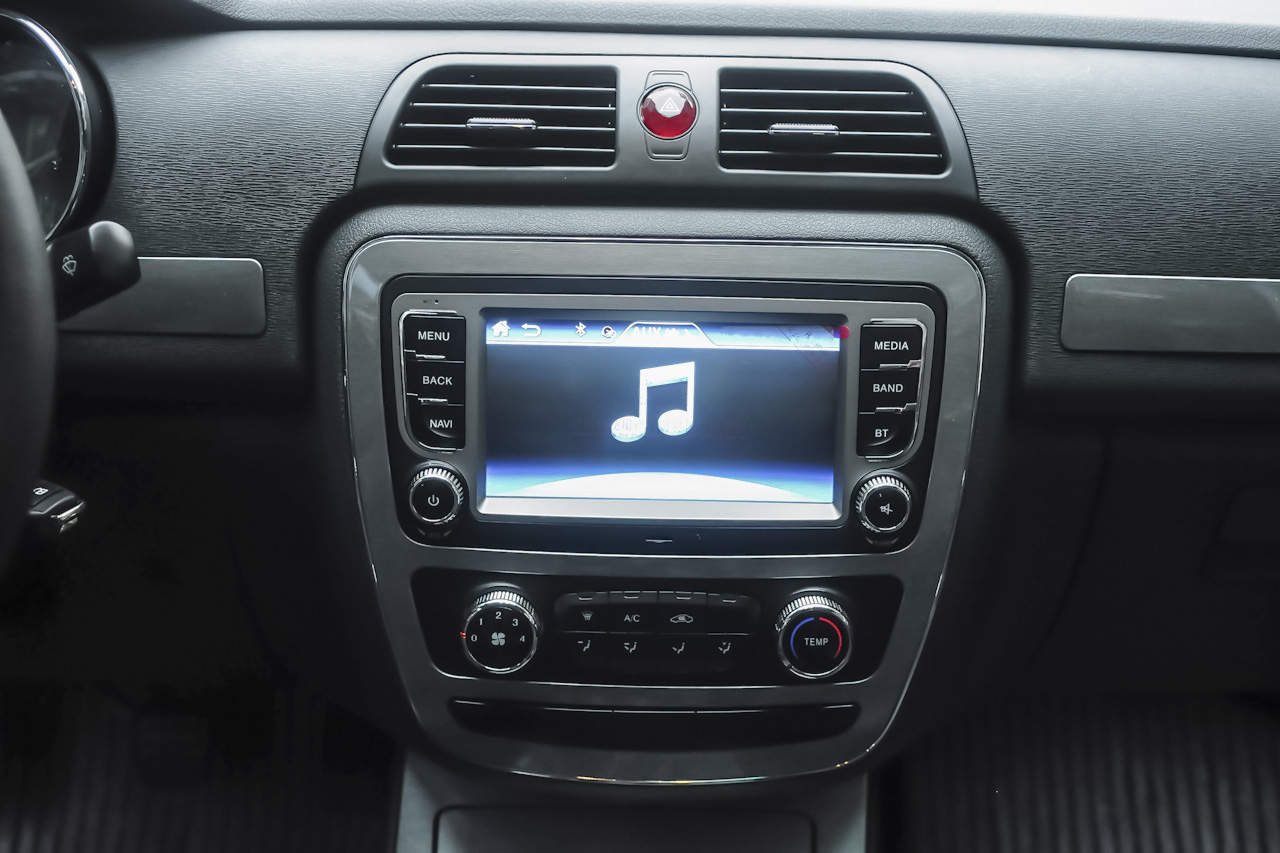 2015款帅铃T6 2.0L手动汽油进取型HFC4GA3-3D