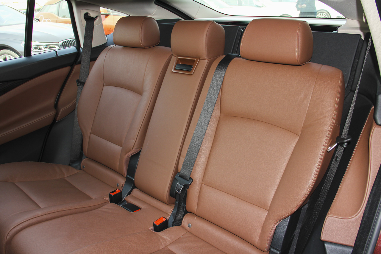 2015款宝马5系GT 2.0T自动528i领先型