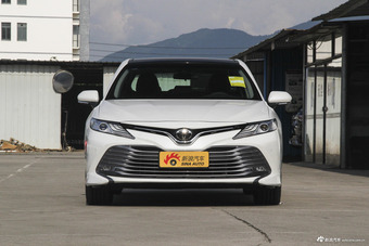 2018款凯美瑞2.5G自动豪华版