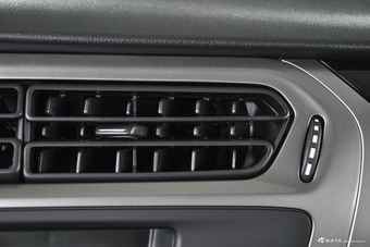 2017款标致301 1.6L 自动舒适版