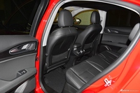 2017款Stelvio 2.0T 200HP自动豪华版