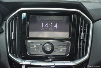 2016款驭胜S350 2.0T手动四驱汽油豪华天窗版7座