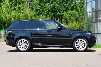 2018款揽胜运动版3.0自动V6 HSE Dynamic