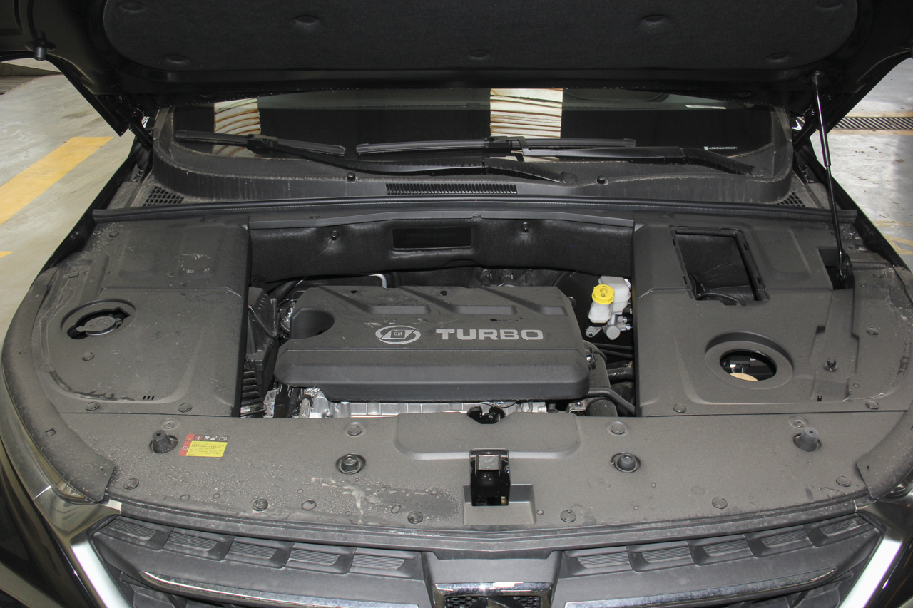 2018款宝骏530 1.5T手动尊贵型