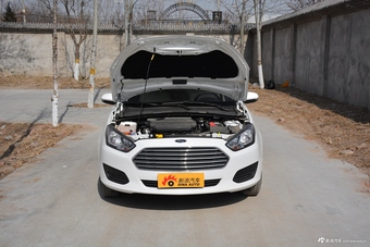 2017款福睿斯改款1.5L手动舒适型