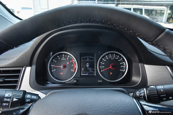 2018款风行SX6 1.6L手动豪华型