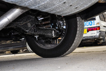 2016款猎豹CS10 2.0T自动豪华型 拉萨红