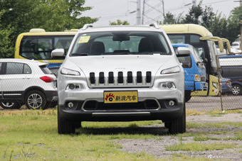 2016款自由光2.4L自动专业版+智能包