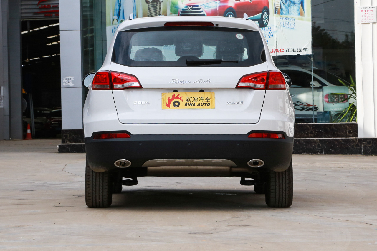 2016款大迈X5 1.5T手动豪华7座型 国五 萨丁白