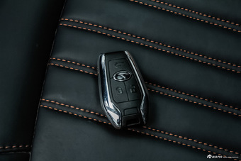 2015款DX7 1.5T手动豪华型