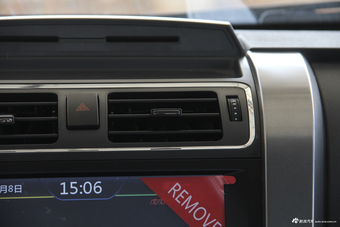 2017款黄海N3 2.5T手动两驱运动版JE4D25C