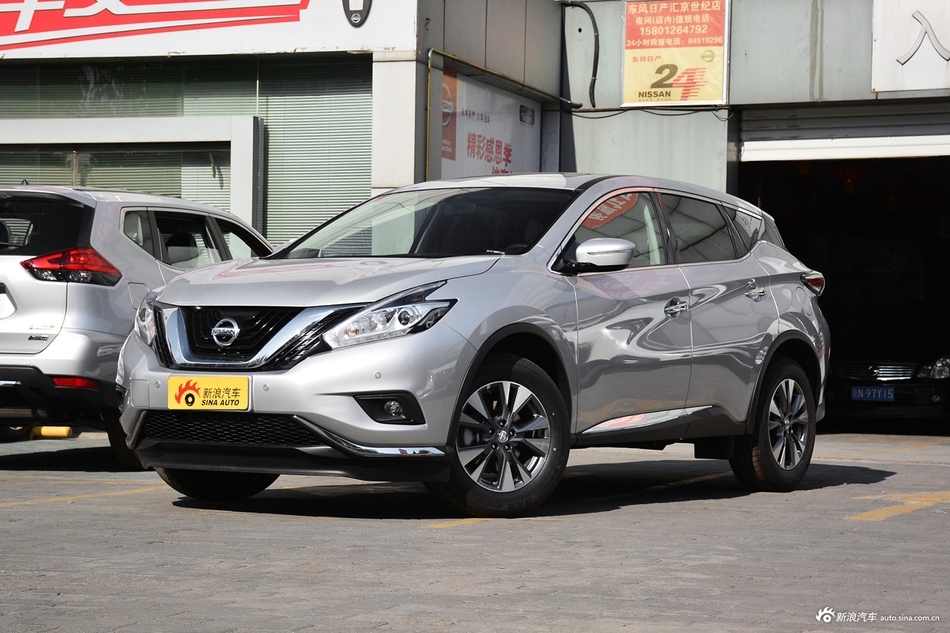 2017款楼兰2.5L自动XL两驱智尚版 