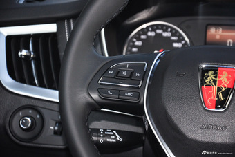 2016款荣威RX5 20T自动两驱旗舰版