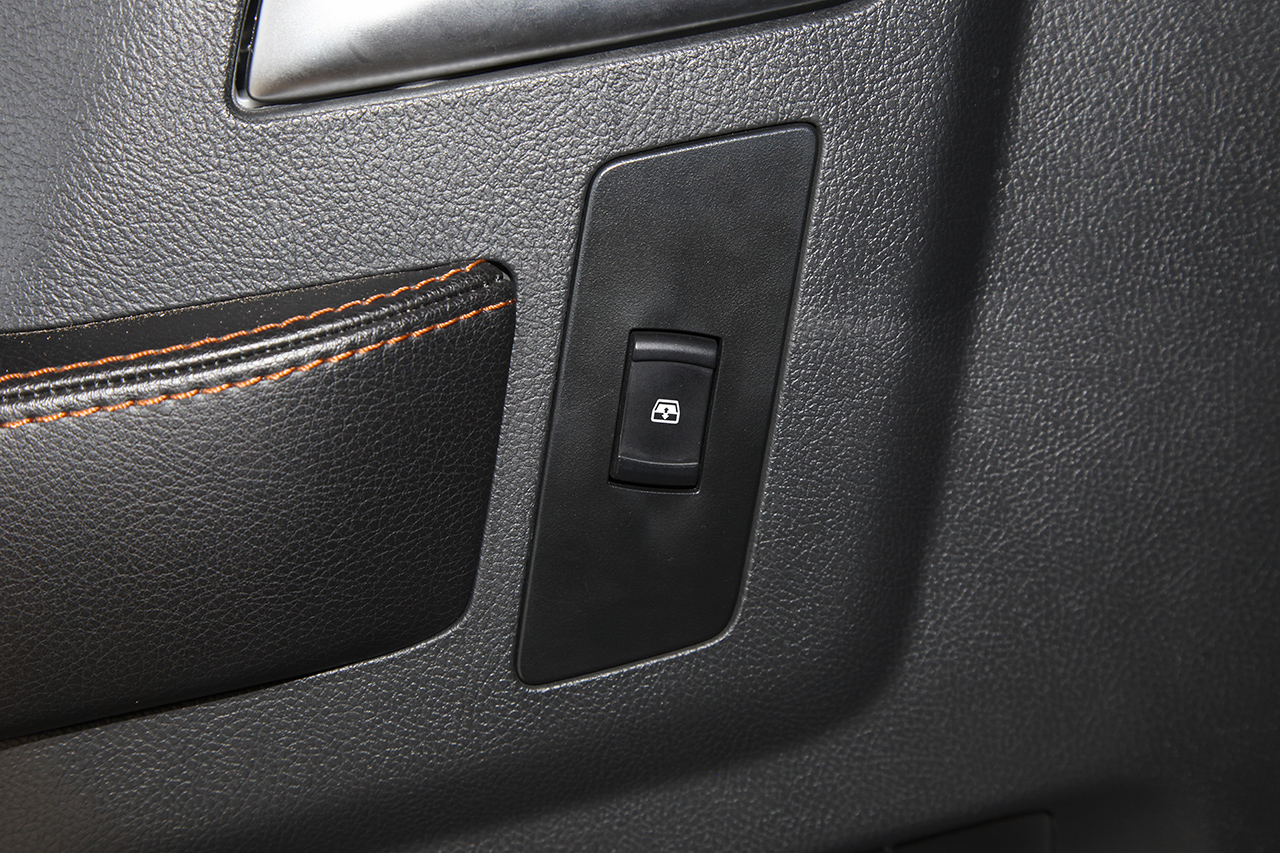 2016款北京BJ40L 2.3T自动四驱尊享版