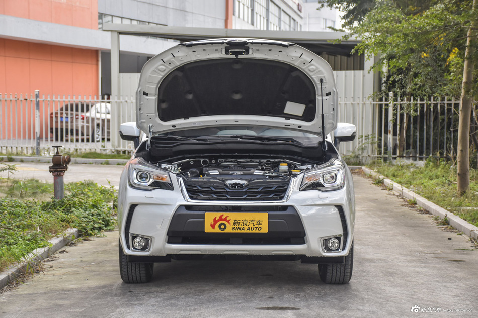 2016款森林人2.5L自动尊贵导航版