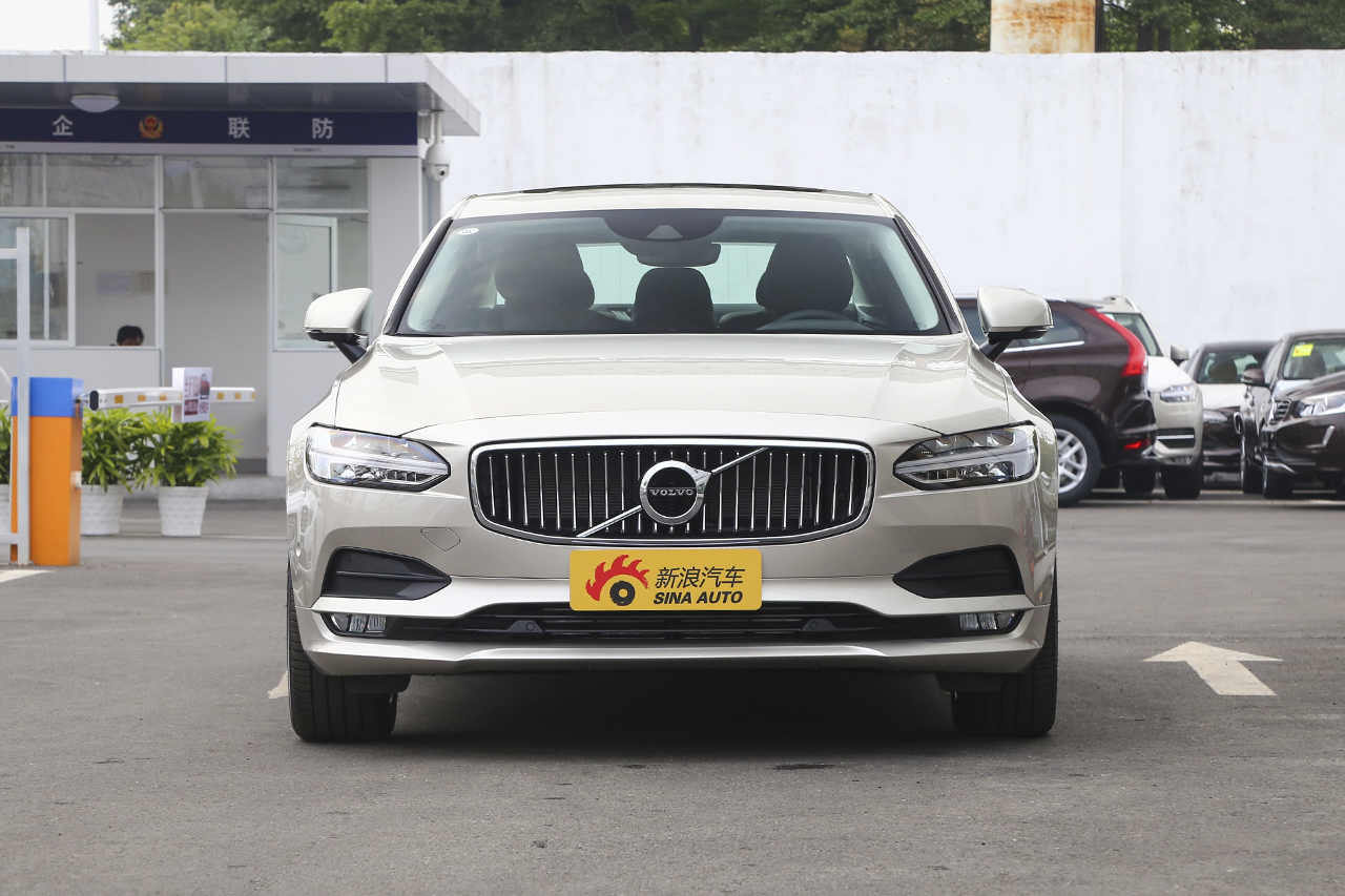  2018款沃尔沃S90 2.0T自动T4智远版