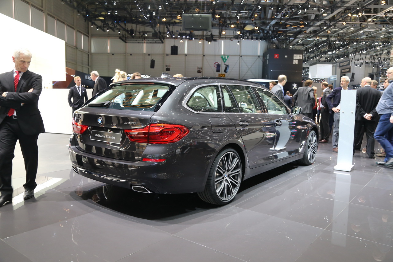 宝马5系旅行版