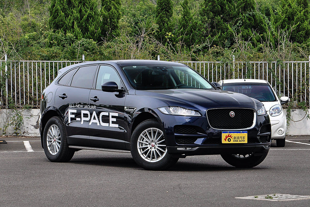 2018款捷豹F-PACE 2.0T自动四驱都市尊享版