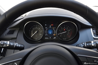 2018款捷豹E-PACE 2.0T自动P200