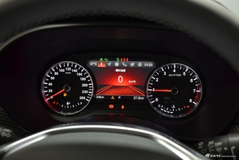 2018款中华V7 1.6T自动尊贵型5座280T