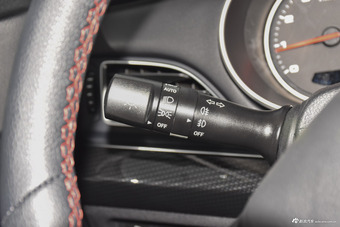 2018款瑞风S3定制版1.6L CVT豪华智能型