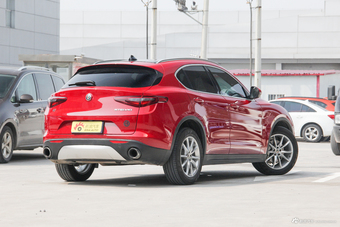  2017款Stelvio 2.0T 280HP自动豪华版