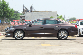 2018款君越2.0T自动豪华型28T