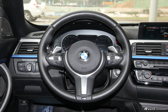 2018款宝马3系GT 2.0L自动330i xDrive M运动型 
