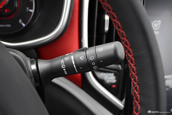 2017款中华V3 1.5L手动智能型