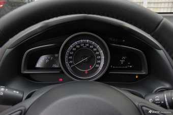 2016款马自达CX-4 2.0L自动两驱蓝天品位版