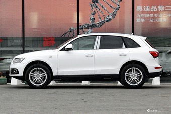 2017款奥迪Q5 2.0T自动40TFSI舒适型
