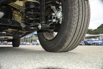 2017款宝骏510 1.5L自动豪华型