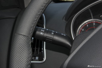 2018款海马S5 1.5T手动豪华型