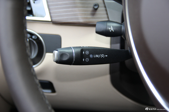 2018款奔驰GLE级 400 3.0T自动 4MATIC臻藏版