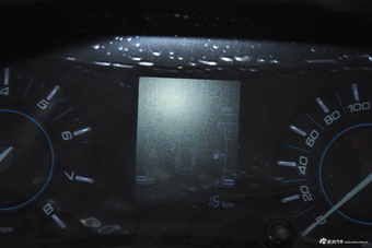 2016款瑞虎3 1.6L手动风尚版