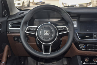 2016款众泰T600 1.5T手动尊贵型运动版