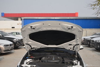 2019款宝马3系GT 2.0L自动320i时尚型