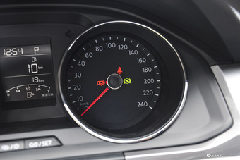 2016款宝来1.6L自动时尚型