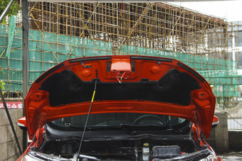 2013款翼搏1.5L自动尊贵型