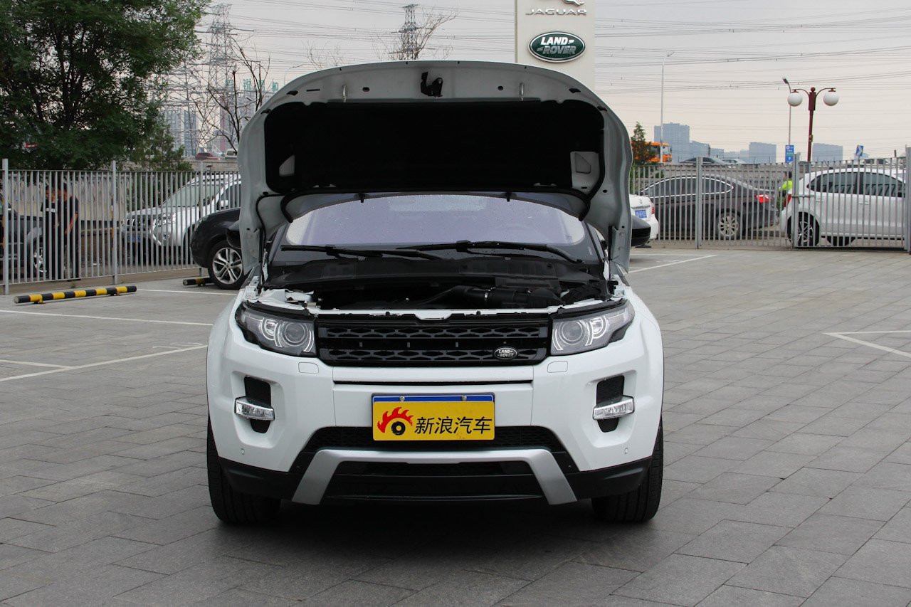 2015款揽胜极光2.0T自动锐动版