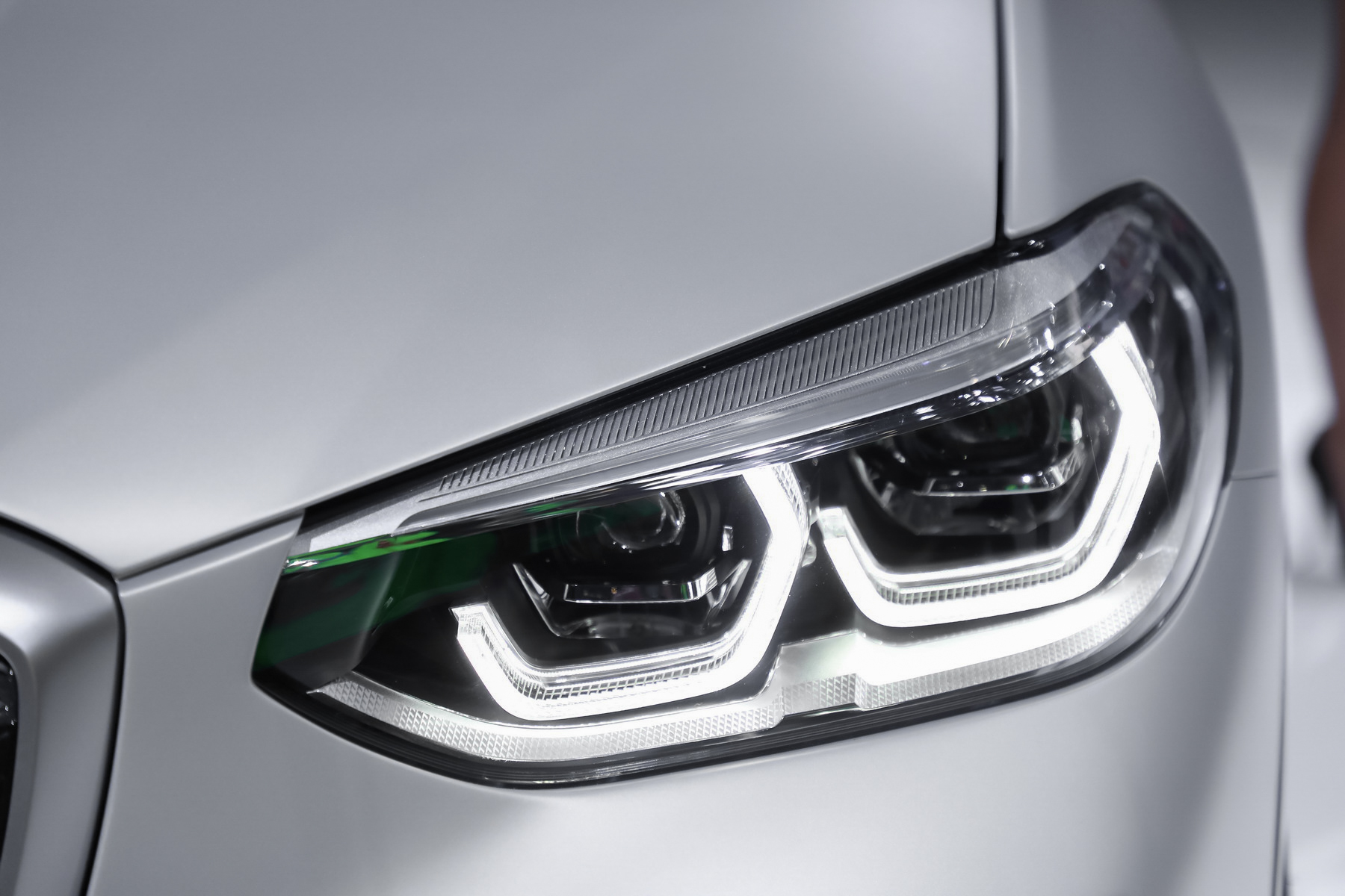 实拍|宝马iX3概念车 华晨宝马工厂生产