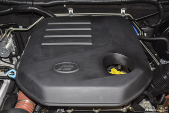 2015款雄师F22 1.9T手动四驱柴油豪华型