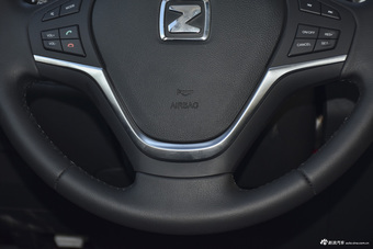 2015款众泰Z500 1.5T 自动尊贵型