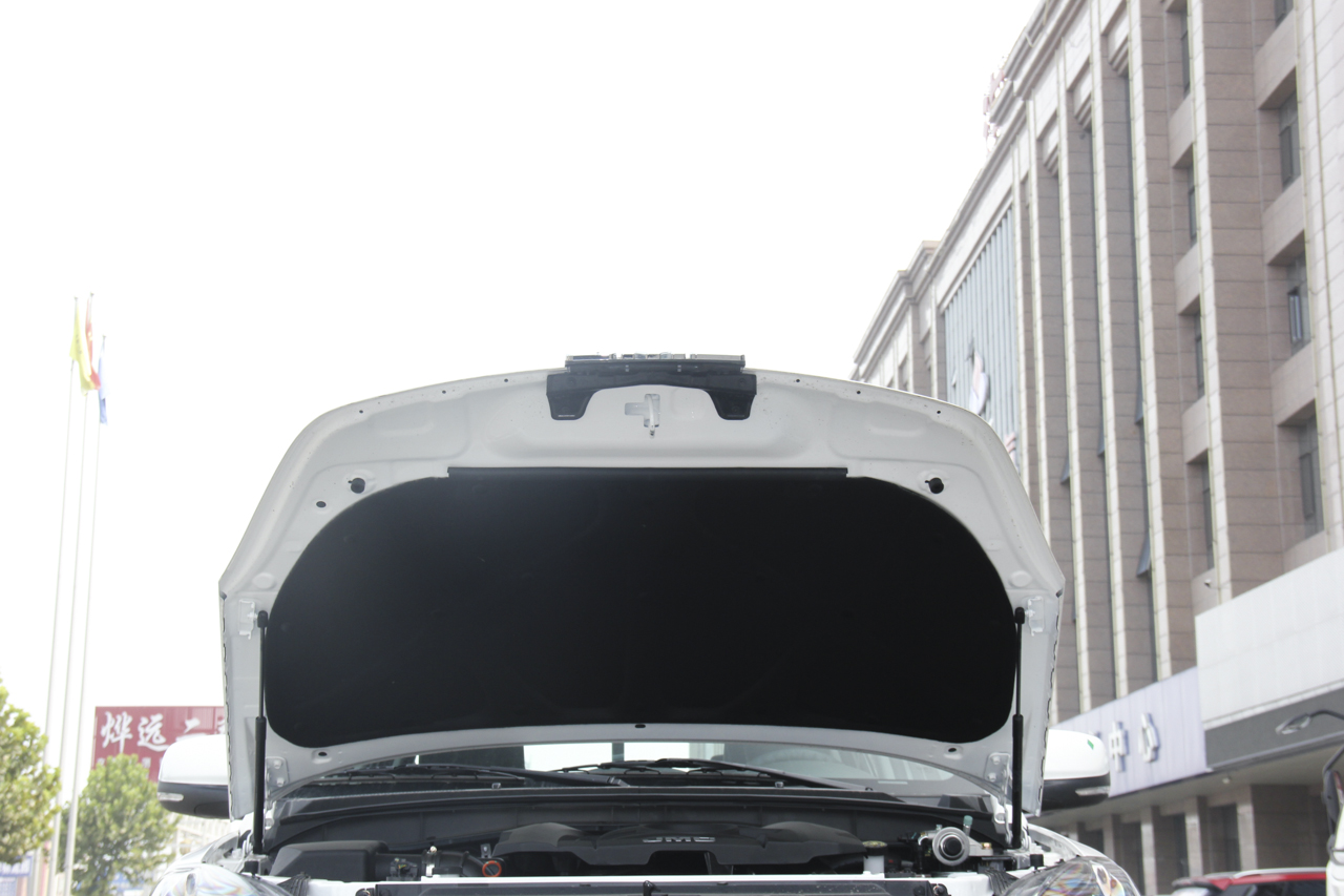 2017款域虎7 2.4T手动柴油两驱豪华版JX4D24A5L