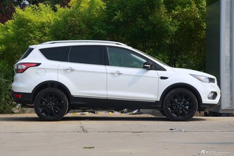 2017款翼虎2.0T自动四驱运动型EcoBoost 245