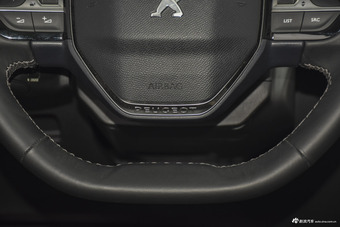 2017款标致4008 1.8T自动380THP豪华版