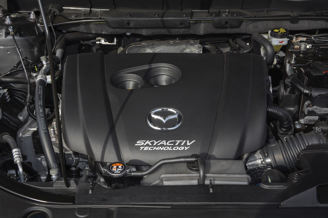 2017款马自达CX-5 2.0L自动两驱智尚型