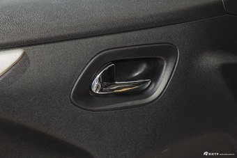 2014款爱丽舍 1.6L手动舒适型